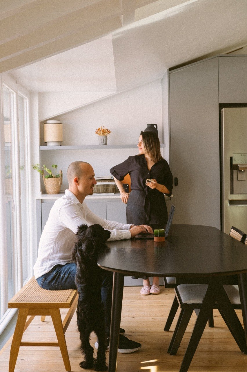 Gui, Gabriella, and Pombal at home